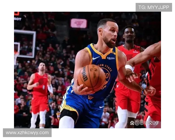 开拓者迎战勇士争夺季后赛席位 双方明星球员对决成焦点